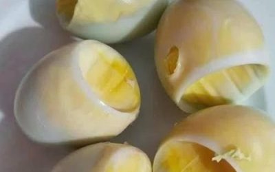 Wat gebeurt er als je per ongeluk een bedorven ei eet?