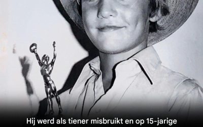 Hij werd als tiener misbruikt en op 15-jarige leeftijd gechanteerd om zijn maagdelijkheid te verliezen.