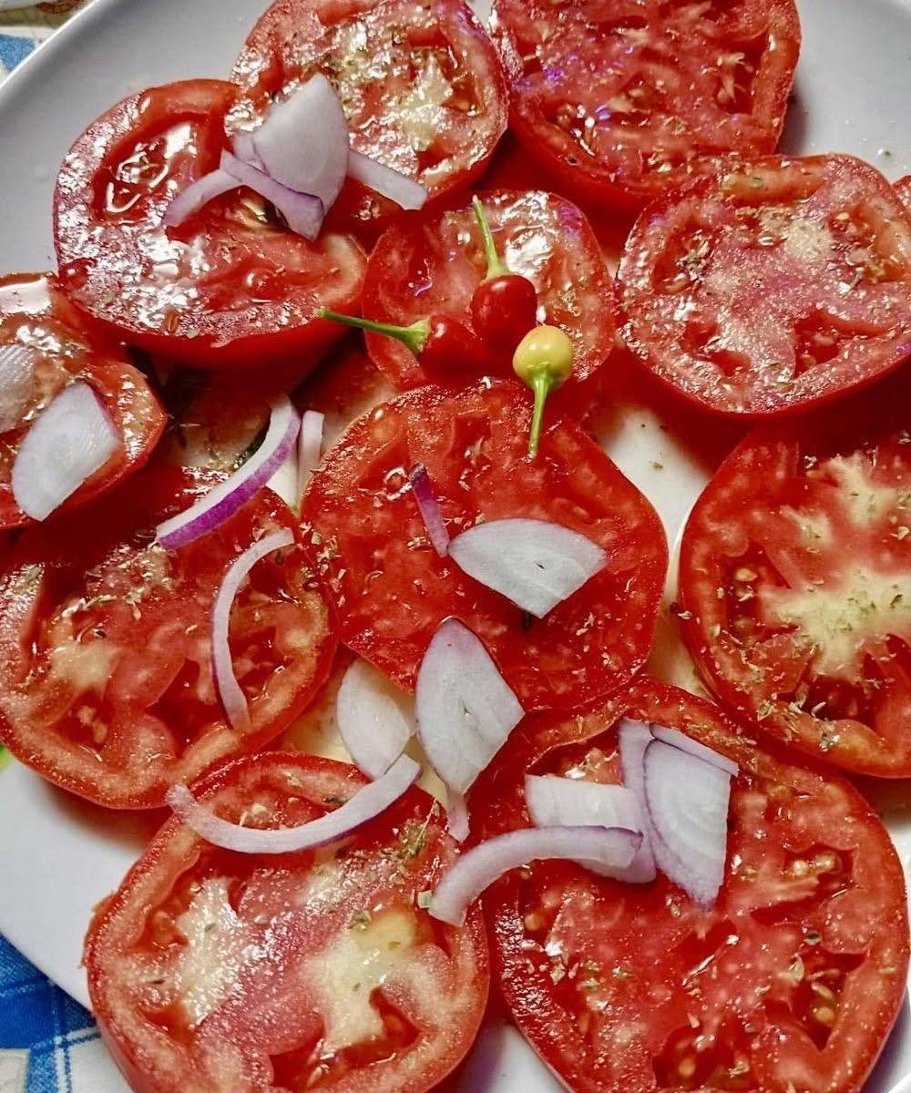Wetenschappers onthullen dat het eten van tomaten de oorzaak is van… lees meer