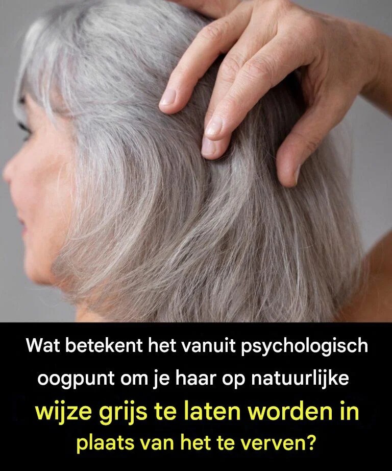 Waarom Natuurlijk Grijs Haar Anderen Onzeker Kan Maken
