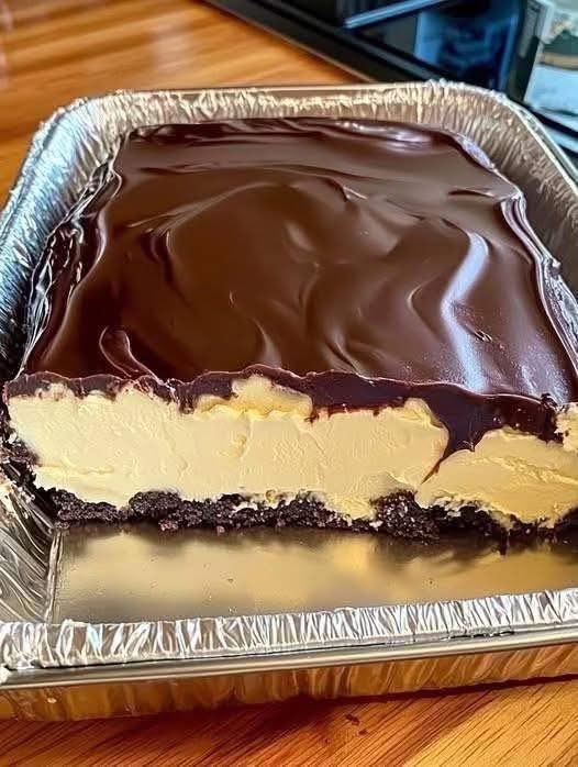 Chocolade-eclairtaart zonder bakken