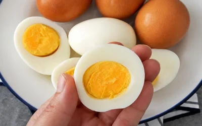 Artsen onthullen dat het eten van eieren ‘s avonds de volgende gevolgen kan hebben…
