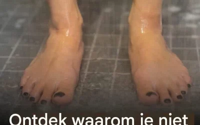 De Gevaren van Urineren in de Douche: Waarom Je Het Moet Vermijden