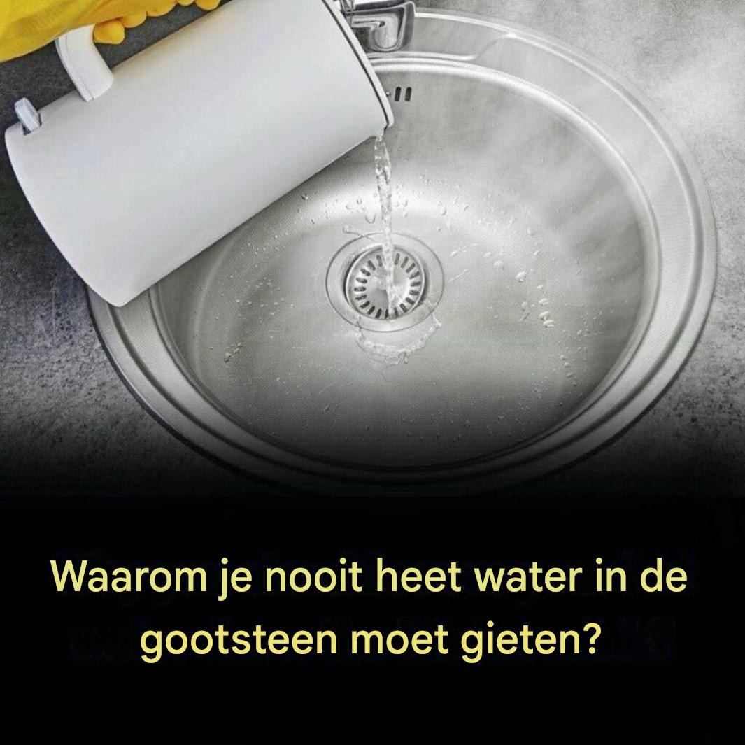 Waarom je nooit kokend water in je gootsteen moet gieten – en wat je in plaats daarvan moet doen.