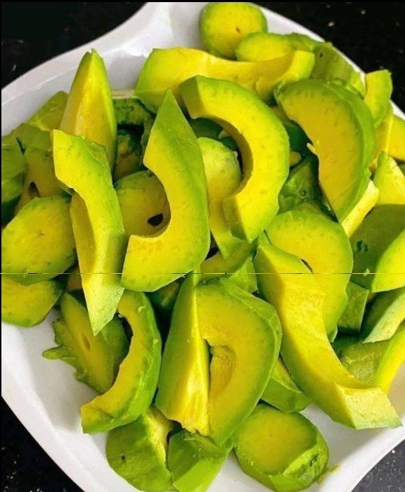 Artsen nadenken dat het eten van avocado’s de oorzaak is van… lees meer