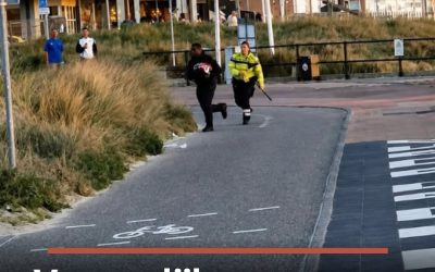Vrouwelijke agente op Scheveningen is er klaar mee en grijpt keihard in